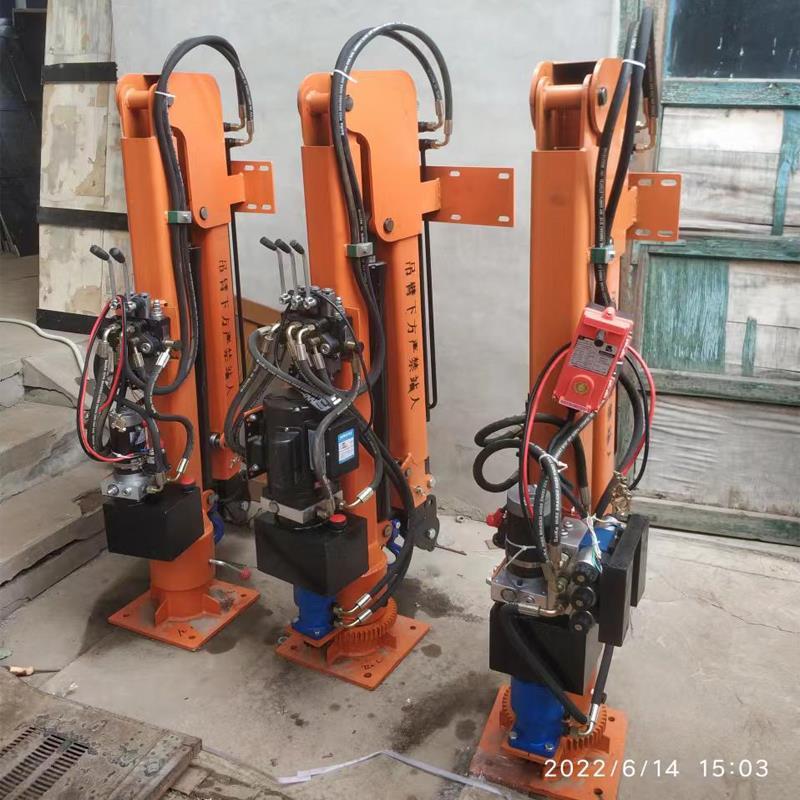 岫岩满族自治县重汽蓝牌随车吊 3.2吨 国六动力强 液压驱动 农用自卸起重机